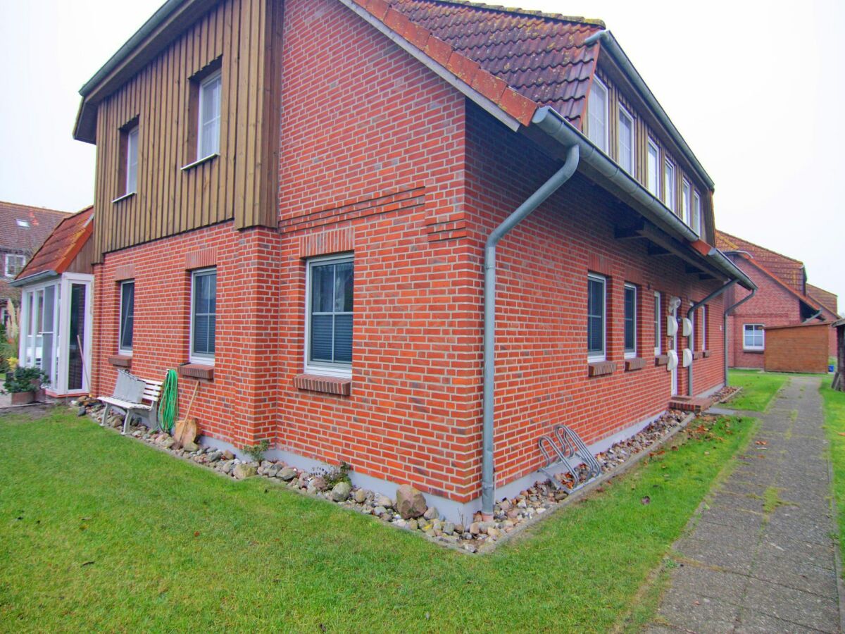 Apartment Wohnung in Wenkendorf mit Garten