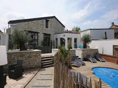 Holiday house Amazing villa in Nuaillé-d'Aunis with sauna - Outdoor photo 7