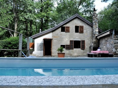 Holiday house Typical, Romantic Tessiner Cottage - Outdoor photo 2