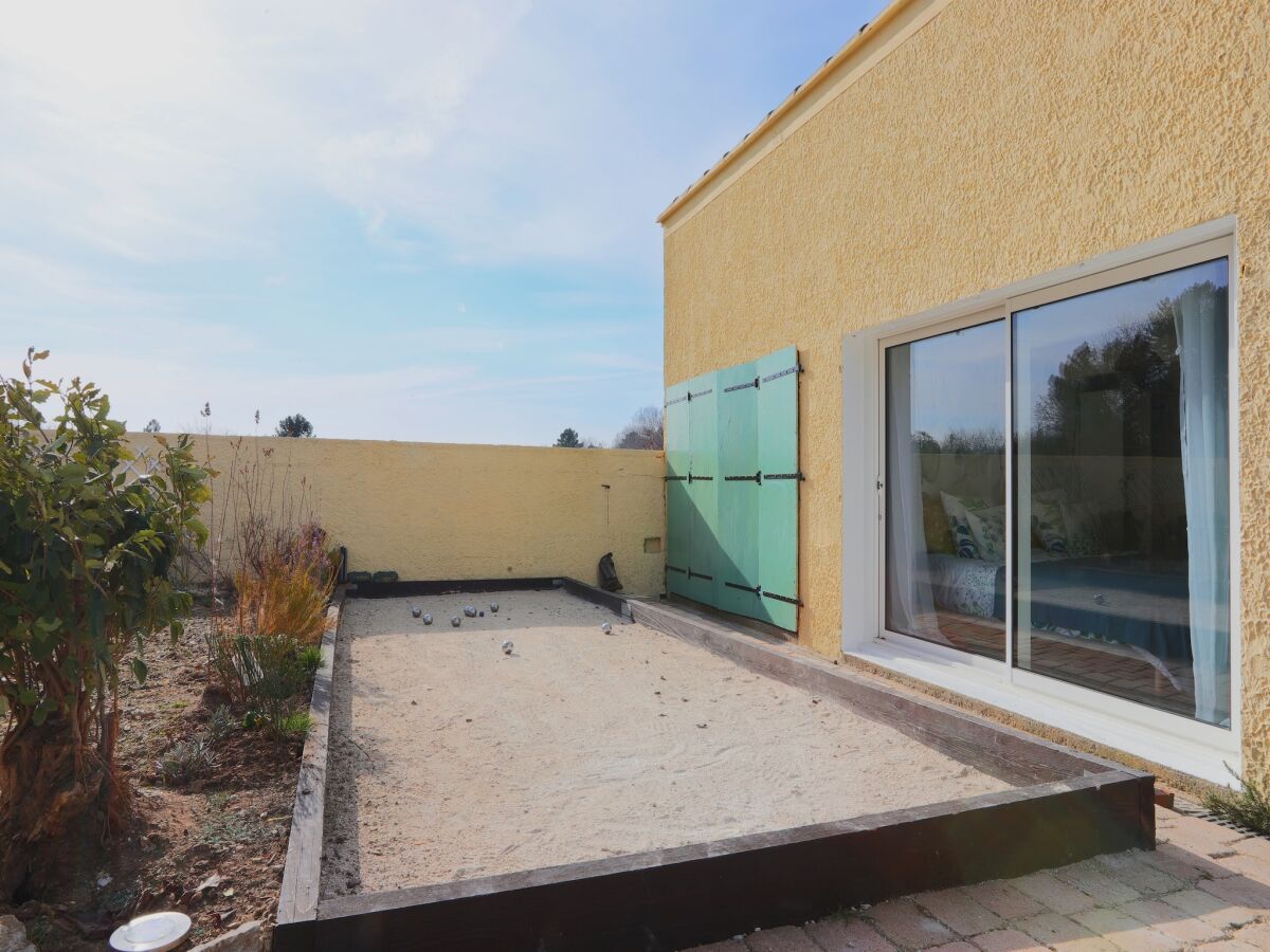 Holiday house Ferienhaus in Gargas mit Pool und Natur - Outdoor photo 3
