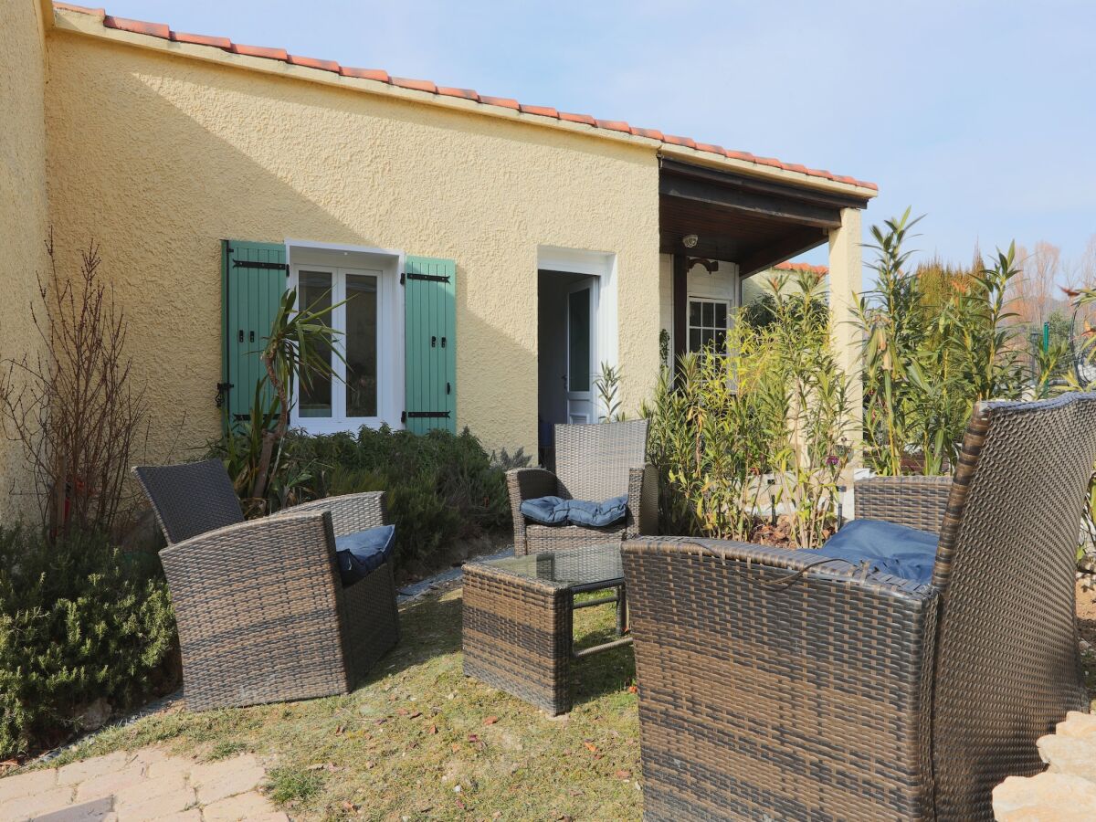 Holiday house Ferienhaus in Gargas mit Pool und Natur - Outdoor photo 5