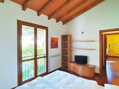 Apartment Apartment in Bosco with Scenic Terrace - Features photo 22