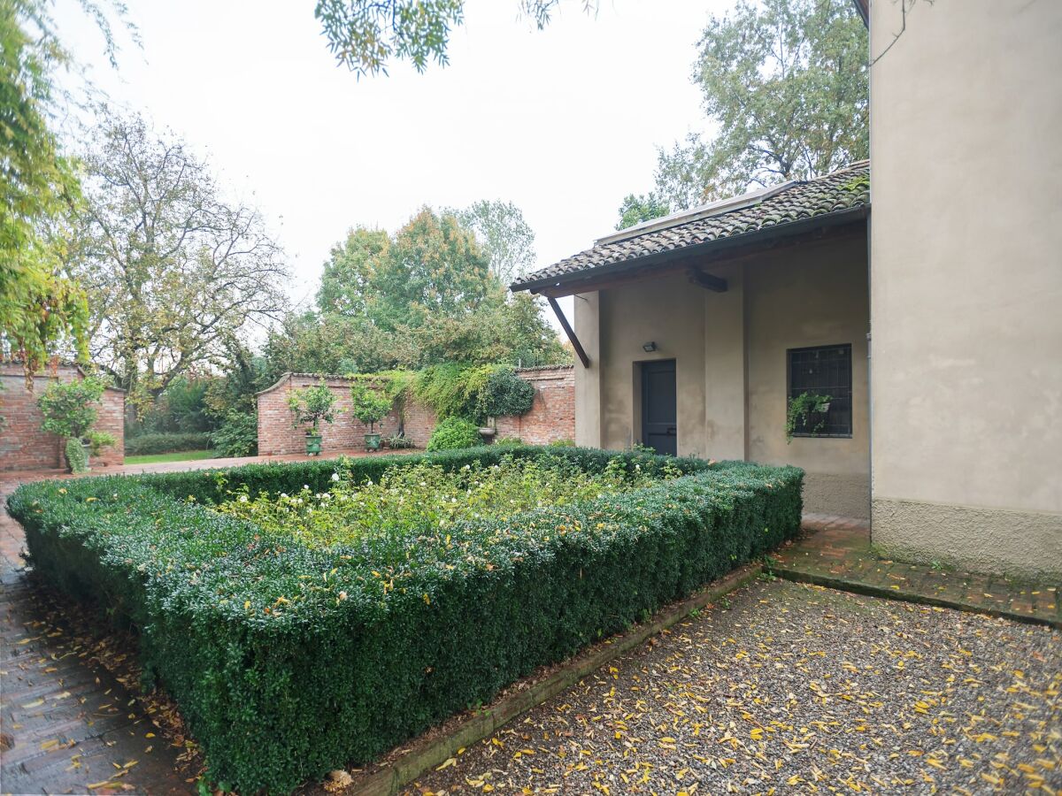 Cottage Villa in Lombardy near Po River