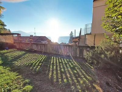 Holiday house Charmantes Haus am See mit Wanderwegen - Outdoor photo 2