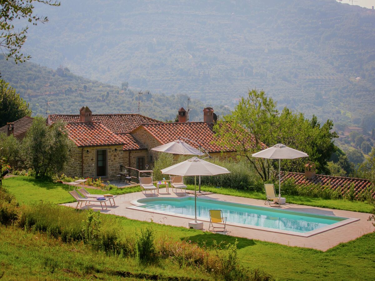Villa Villa in Cortona mit Pool und Chiana Aussicht