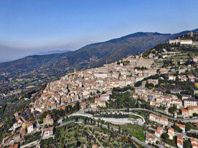 Villa Villa in Cortona mit Pool und Chiana Aussicht - Environment photo 26