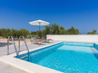 Holiday house Charmante Villa mit Schwimmbad - Outdoor photo 3