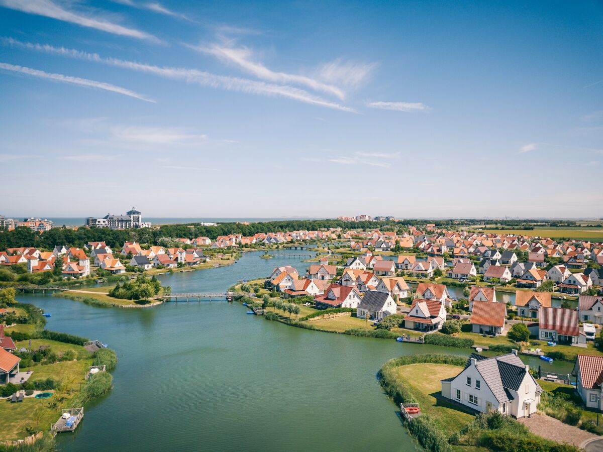 Holiday park Villa in Cadzand-Bad near North Sea Beach - Outdoor photo 4