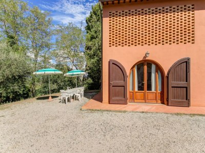 Apartment Apartment with Garden, Pool - Outdoor photo 11