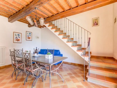 Apartment Apartment with Garden, Pool - Features photo 15