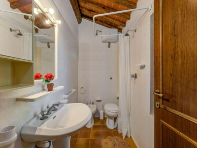 Apartment Apartment with Garden, Pool - Features photo 26