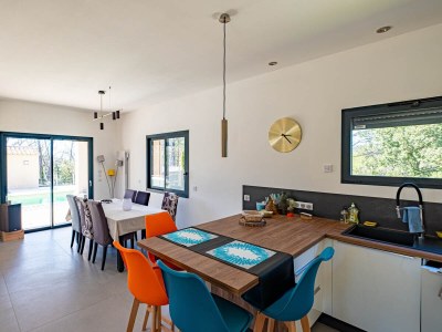 Holiday house House with pool in the heart of the Luberon - 415 SAT - Features photo 8