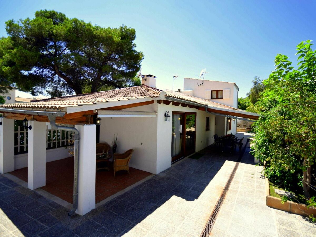 Holiday apartment 44236 Modernes Strandhaus Es Baladre