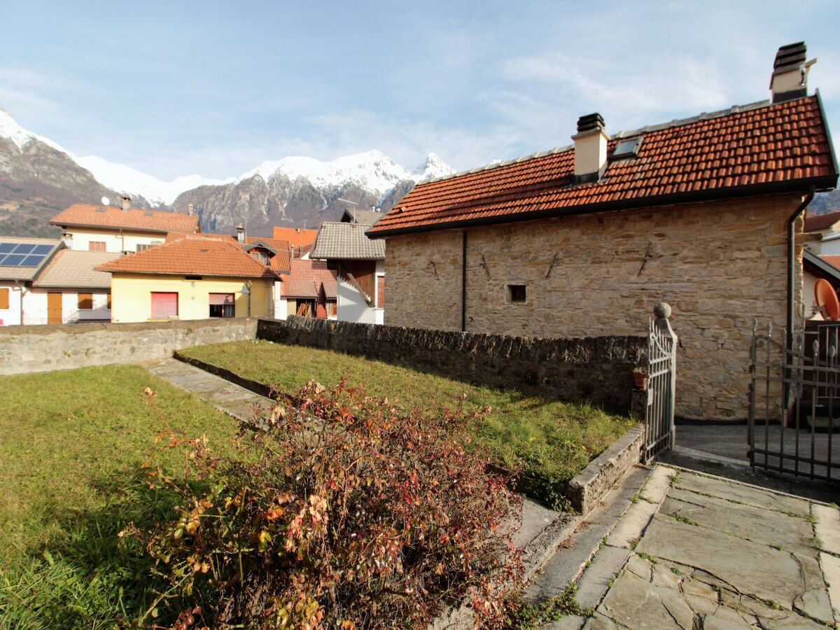 Holiday house Charmantes Alpendomizil für 9 Personen - Outdoor photo 2