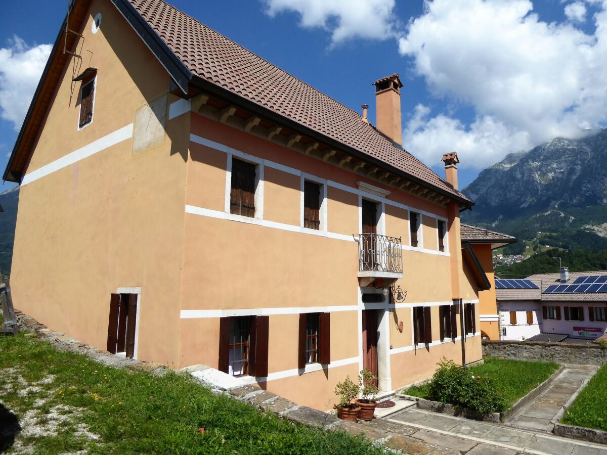 Holiday house Charmantes Alpendomizil für 9 Personen - Outdoor photo 3