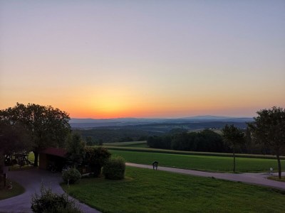 Apartment Neu! Apartment mit Balkon - Outdoor photo 13