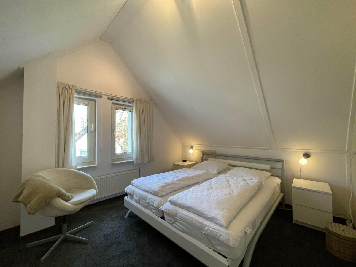 Holiday park Quietly situated country house, near Langweer