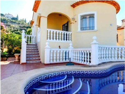 Villa Serene Retreat in El Ràfol in Denia Region - Villa