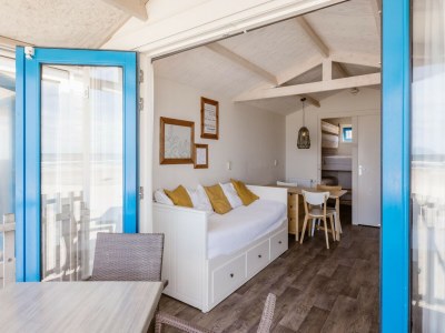 Holiday park Beach House in Wijk aan Zee with Sea Views - Features photo 4