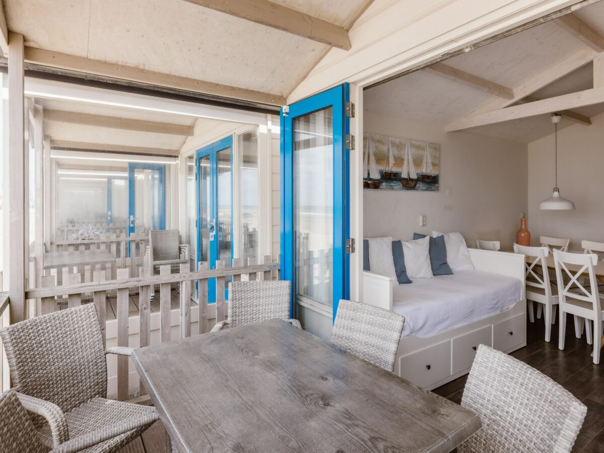 Holiday park Beach House in Wijk aan Zee with Sea View - Outdoor photo 4