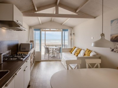 Holiday park Beach House in Wijk aan Zee with Sea View - Features photo 9