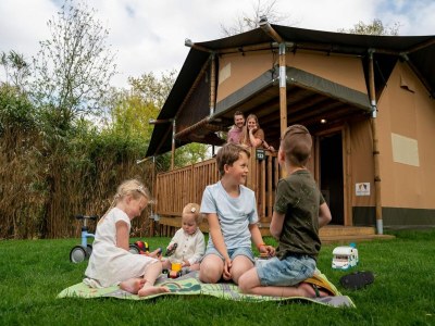 Holiday park Glamping Tent by Lake De Rhederlaag - Outdoor photo 2