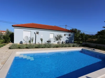 Holiday house Pomalo in Vrsi - Holiday house