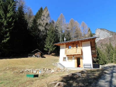 Holiday house Hütte in Auronzo bei den Dolomiten & See in Domegge di Cadore - Holiday house