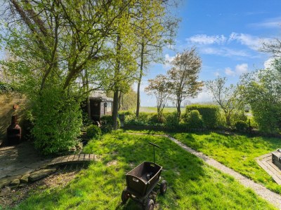 Holiday house Wunderschönes Ferienhaus mit großem Garten in Sint-Maartensdijk - Holiday house