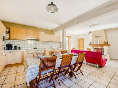 Holiday house Sauveterre Pool Escape - Features photo 18
