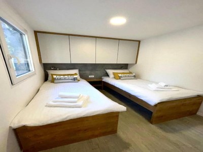 caravan Mobile home in Drage with garden - Features photo 6