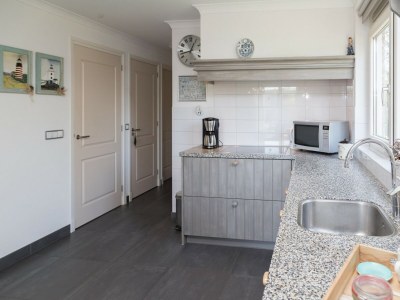 Holiday house Holiday Home in Zeeland near the Beach - Features photo 19