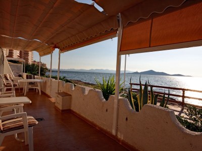 Holiday house Beach bungalow "V6" - directly on Mar Menor Beach in La Manga del Mar Menor - Holiday house