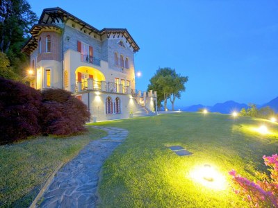 Villa Belvilla by OYO Villa Confalonieri - Sedici in Premeno - Villa