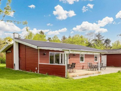 Holiday house 6 person holiday home in Nibe-By Traum - Holiday house