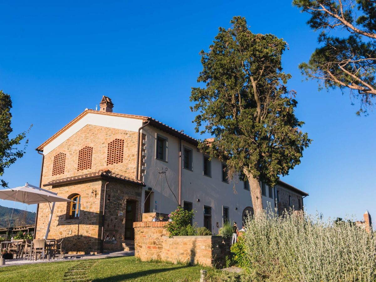 Holiday house Bauernhof mit eigenem Pool zwischen Kultur und Natur, zwischen Pisa und Florenz - Outdoor photo 2