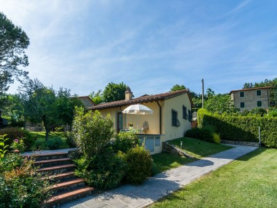 Holiday house Schönes Cottage in Dicomano mit Pool - Outdoor photo 3