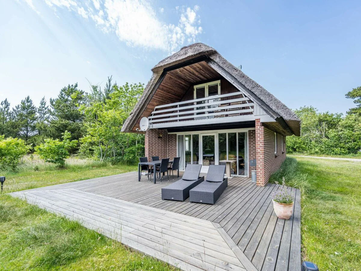 Holiday house 6 person holiday home in Henne - Outdoor photo 2