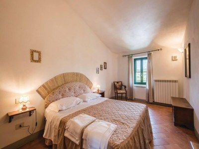 Farmhouse San Gimignano Hillside Haven - Features photo 7