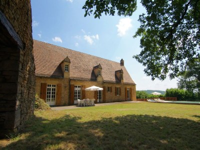 Cottage Lush country house with private pool - Outdoor photo 10