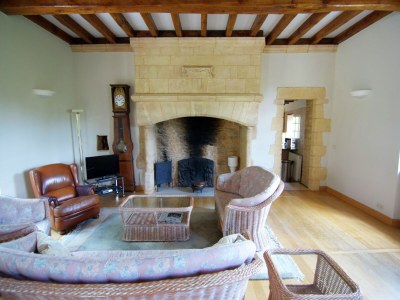 Cottage Lush country house with private pool - Features photo 11