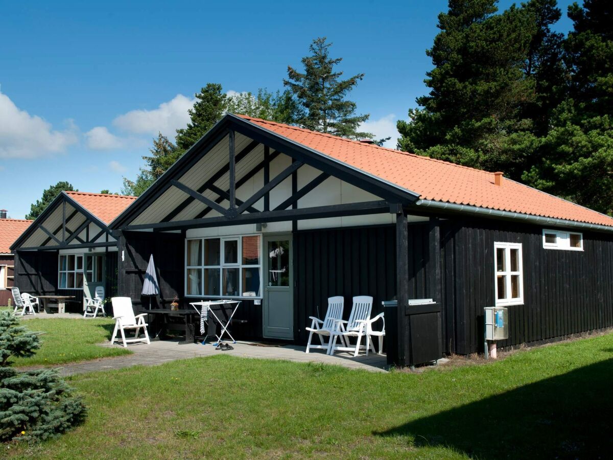 Holiday park 6 person holiday home in Væggerløse - Outdoor photo 2
