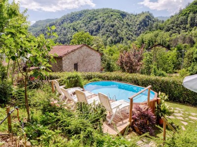 Holiday house Gelassenes Ferienhaus mit privatem Pool - Outdoor photo 3