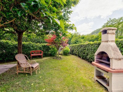 Holiday house Gelassenes Ferienhaus mit privatem Pool - Outdoor photo 35