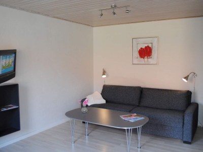Holiday park 4 Personen Ferienhaus in Allinge - Outdoor photo 10