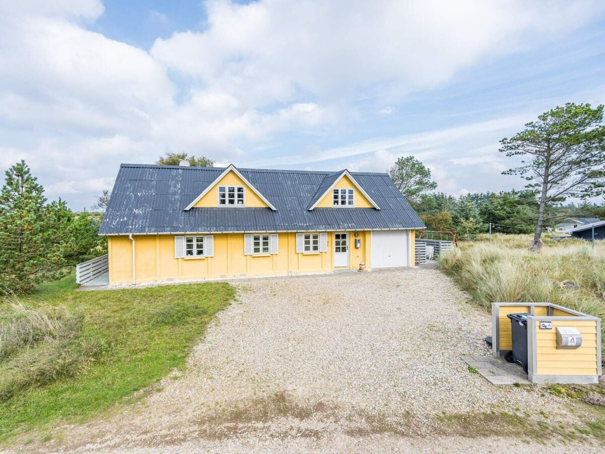 Holiday house 6 person holiday home in Vejers Strand - Outdoor photo 4