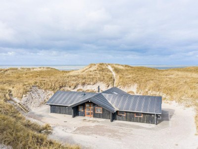 Holiday house 6 person holiday home in Henne - Outdoor photo 6