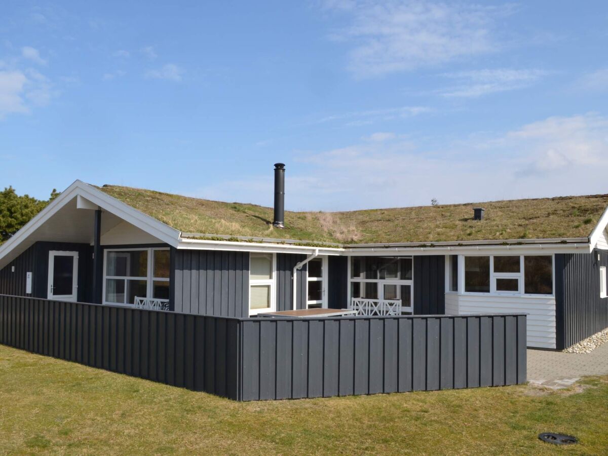 Holiday house 6 person holiday home in Henne