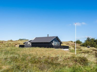 Holiday house 4 person holiday home in Henne - Outdoor photo 24