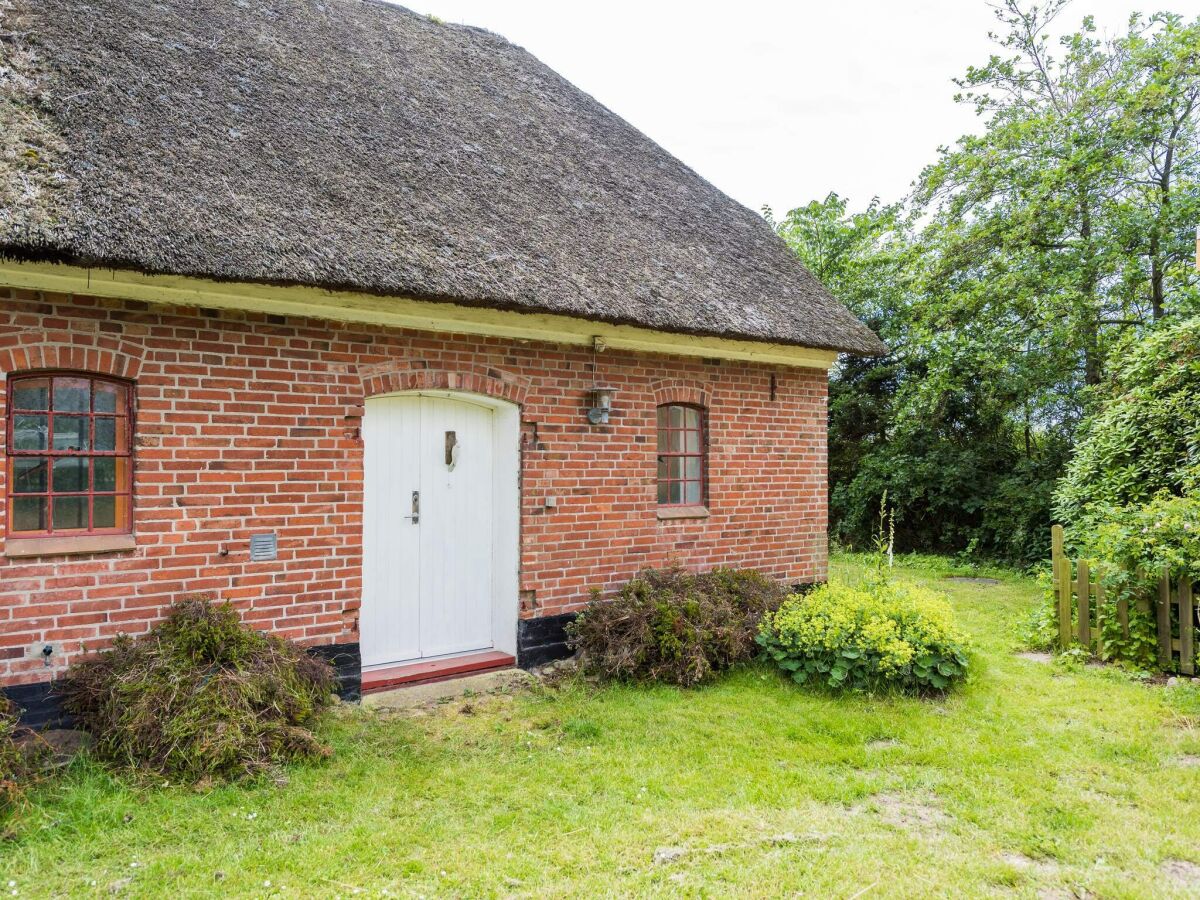 Holiday house 4 person holiday home in Henne - Outdoor photo 5